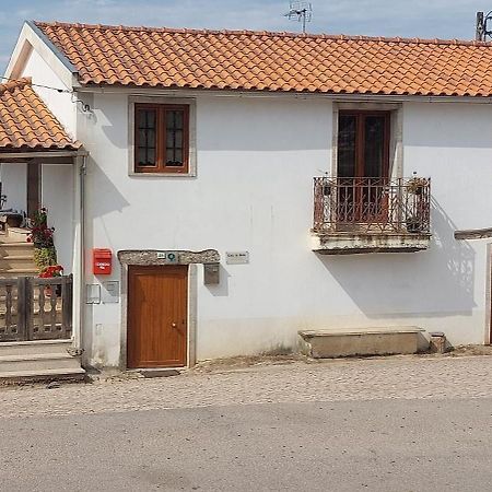 Gasthaus Casa Do Soto Milhão Exterior foto